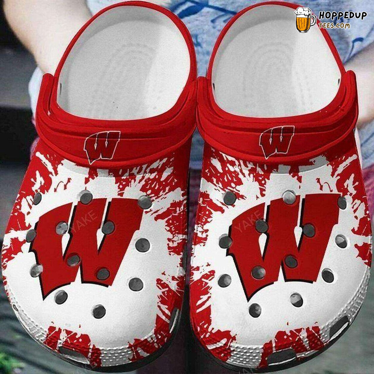Wisconsin Badgers Themed Comfortable Unique Design Classic Clogs Shoes